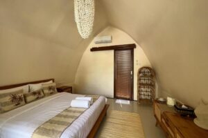 One-Bedroom Bungalow 2