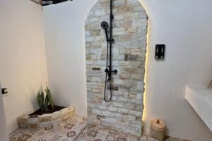 One-Bedroom Bungalow 3